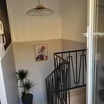 Proche D'uzes La Terrasse Du Soleil Levant 아파트