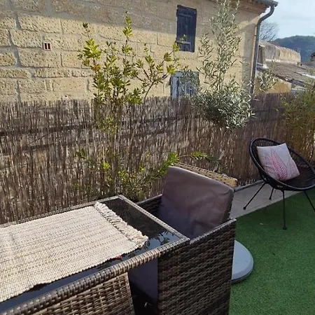 Apartment Proche D'uzes La Terrasse Du Soleil Levant Collias